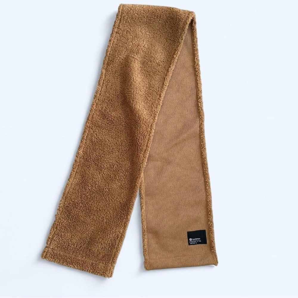 lululemon Customizable Snap Scarf Skinny *Fleece NWOT
